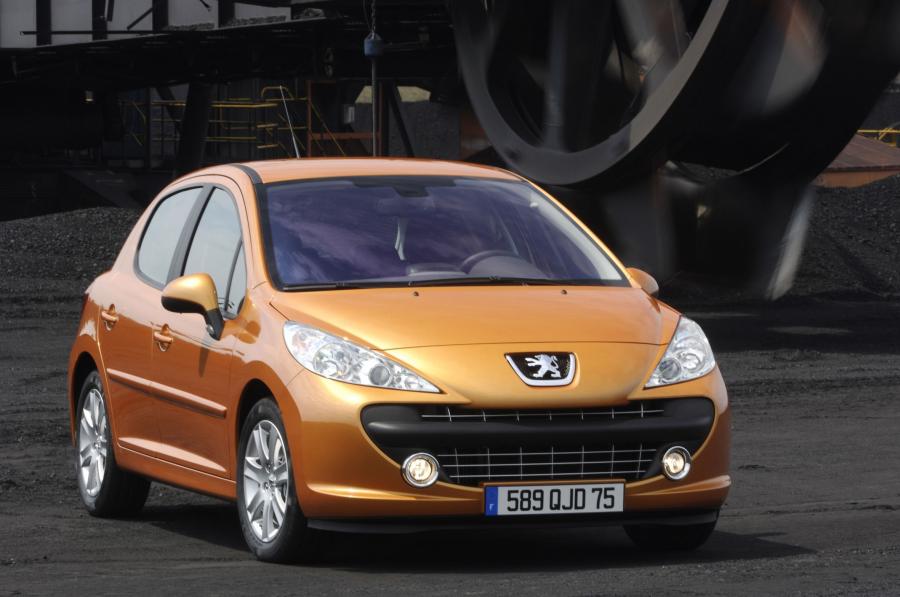  Peugeot 207 2006 года  (фото 159 из 180)